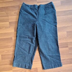Casual Denim Capri Pants